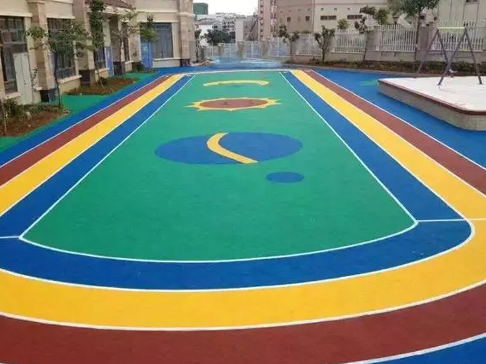焦作彩色瀝青路面比普通路面的有哪些優(yōu)勢？